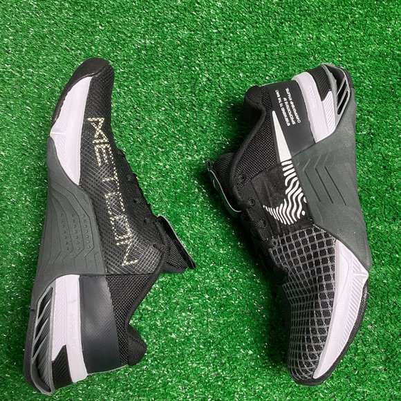 Nike Metcon 8 Womens Low Top Training Shoes Black Gray DO9327-001 VNDS Size 6.5 - Picture 3 of 7